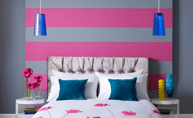 grey_pink_bedroom_stripes_with_hang_lights grey pink stripes bedroom with hanging lights