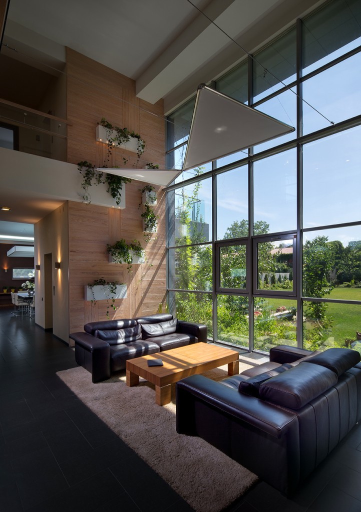 Impressive 19 House 2000 м2 by Yakusha Design
