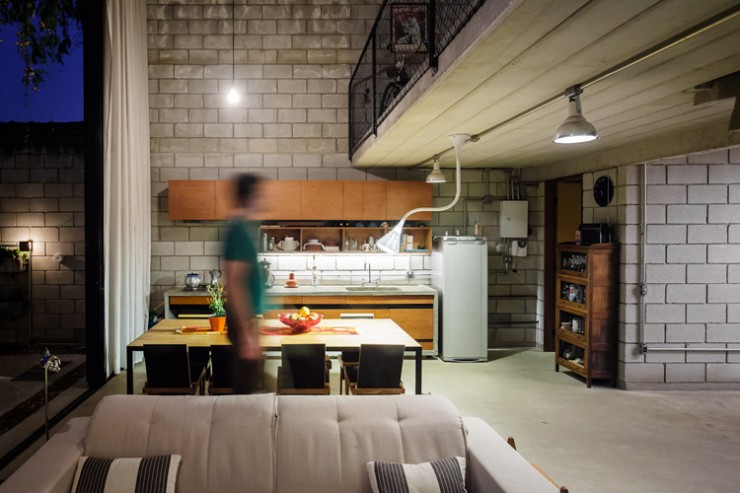 Industrial House in Brazil by Terra e Tuma6