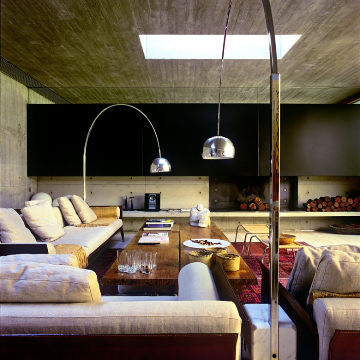 Casa Carriego Minimal 2 Design With Classic Ethnic Elements 