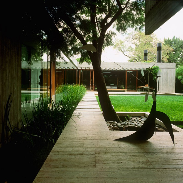 Casa Carriego Minimal 6 Design With Classic Ethnic Elements 
