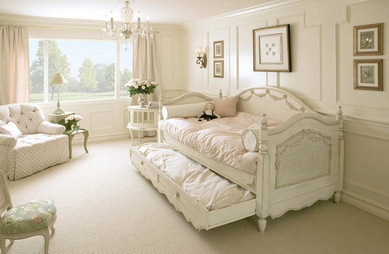 cream chabby chic living room