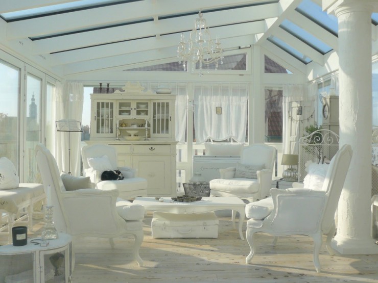 all white shabby chic living room
