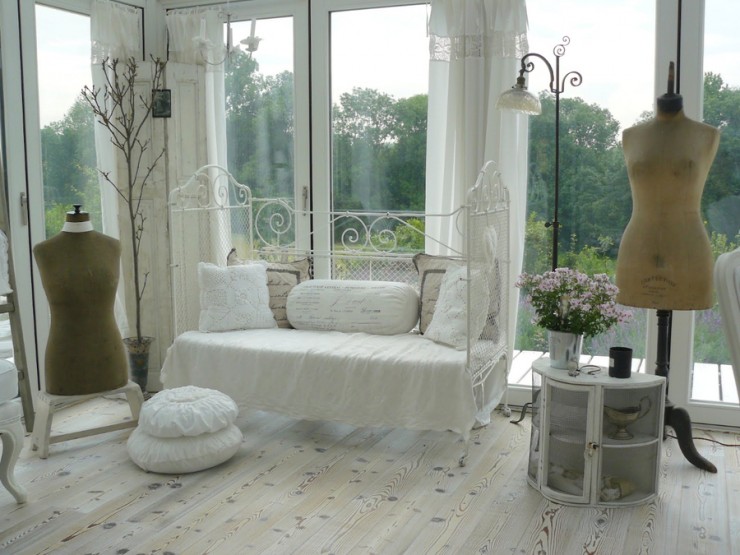cozy shabby chic living room