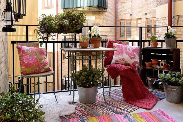 Charming Apartment With Spring Decorating In Sweden15